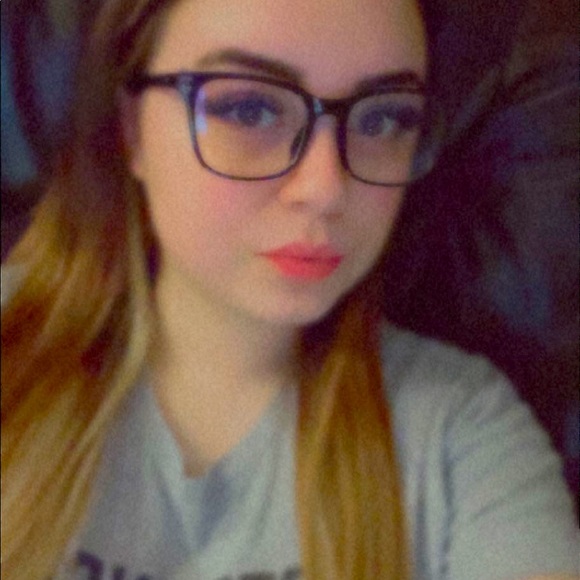 Meet your Posher, Bryanna - Picture 1 of 1